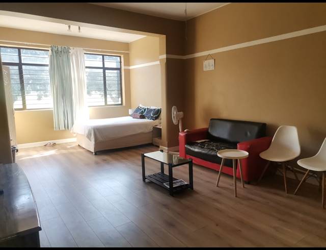 1 BEDROOM FLAT FOR SALE IN ESSENWOOD